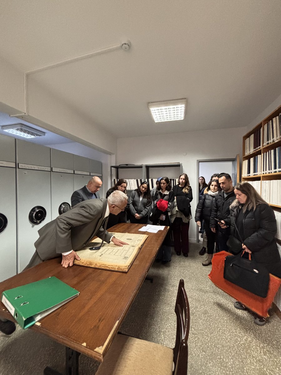 2025-2026 Bahar Yarıyılı Lisansüstü Uyum Programı, hocalarımızın ve öğrencilerimizin katılımıyla Türk İnkılap Tarihi Enstitüsü’nde gerçekleştirilmiştir. Yeni eğitim-öğretim yılında bütün öğrencilerimize başarılar dileriz.