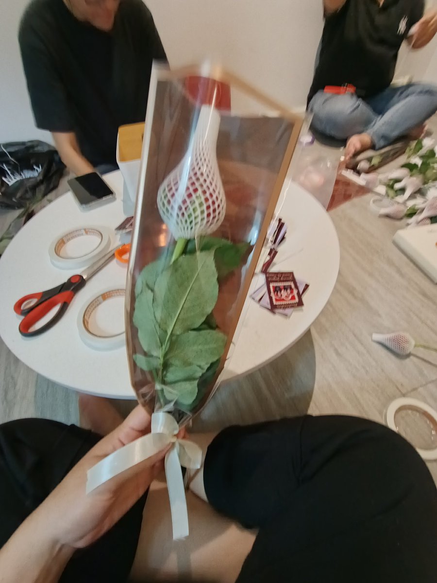 พี่จินนี่ น้องเจน่า ตั้งใจซ้อมคอน
ทีมจินเจ ตั้งใจส่งมอบความรักเช่นกัน
ดอกกุหลาบกำลังเดินทาง 
14 กุมภาพันธ์ เจอกันนะคะ💐💗
<a href="/giff_ted/">ไอดิน ^ALKEY^</a>
<a href="/Phanityice/">ꪱׁׅ•ᝯׁ•ꫀׁׅܻ• ❙ 𝗣𝗛𝗔𝗡𝗜𝗧𝗬 ᴗ̈ จะเป็นแฟนจินนี่</a>
<a href="/GINJAY_ARCHIVE/">GinJay_Archive V.2</a>
<a href="/cheekiiz9am/">𝔽𝔸ℝ ℕ 𝔸𝕎𝔸𝕐</a>
<a href="/Gogogg0017/">พี่ณัฐดิวะ🦙💜</a>
<a href="/p_pajyuj36/">ซาเฟีย🌹</a>
<a href="/Cindyy55555/">คุณอิง🌙</a>

#GinnyJaynaHeart2Heart
#GinJay #จินเจ #ginnynatnicha #aangelinaass