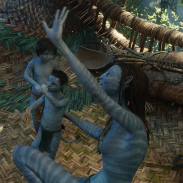 TSIR3YALUVR's tweet image. whatever you do please don’t think about tiny little lo’ak who has no friends because of his extra finger &amp;amp; eyebrows &amp;amp; watches neteyam hanging out with other na’vis &amp;amp; realising he only has his brother &amp;amp; kiri, &amp;amp; how no one will be friends w him bcs he has ‘demon blood’