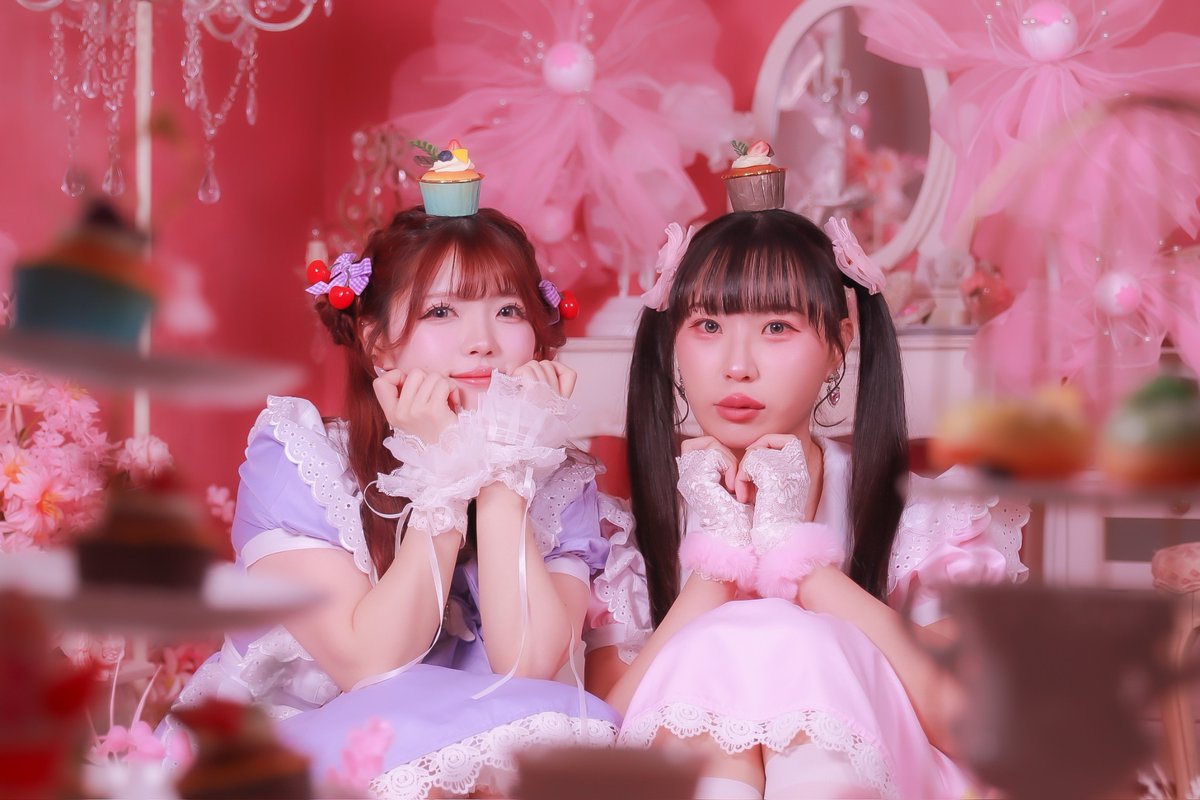 Project_Ecphore's tweet photo. 頭のせカップケーキで
バレンタイン準備中🍰🎀

明日は
ときめき本番🩷

Project Ecphore
Valentine Series 🫖

スタジオ▶︎@LStudio34257  様
💜@c_tangled_D
🩷@flower_UK95
📸@ni5mamenma 

#ProjectEcphore
#被写体モデル https://t.co/bYpNp55cE5