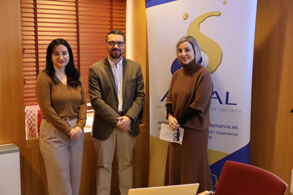 📌 La 𝗔𝘀𝗼𝗰𝗶𝗮𝗰𝗶𝗼́𝗻 𝗱𝗲 𝗘𝗺𝗽𝗿𝗲𝘀𝗮𝗿𝗶𝗮𝘀 𝗱𝗲 𝗦𝗮𝗹𝗮𝗺𝗮𝗻𝗰𝗮 (AESAL) ha centrado su último networking en un aspecto clave para cualquier negocio: la 𝗽𝗹𝗮𝗻𝗶𝗳𝗶𝗰𝗮𝗰𝗶𝗼́𝗻 𝘆 𝗿𝗲𝘃𝗶𝘀𝗶𝗼́𝗻 𝗲𝘀𝘁𝗿𝗮𝘁𝗲́𝗴𝗶𝗰𝗮 𝗱𝗲 𝘀𝗲𝗴𝘂𝗿𝗼𝘀.