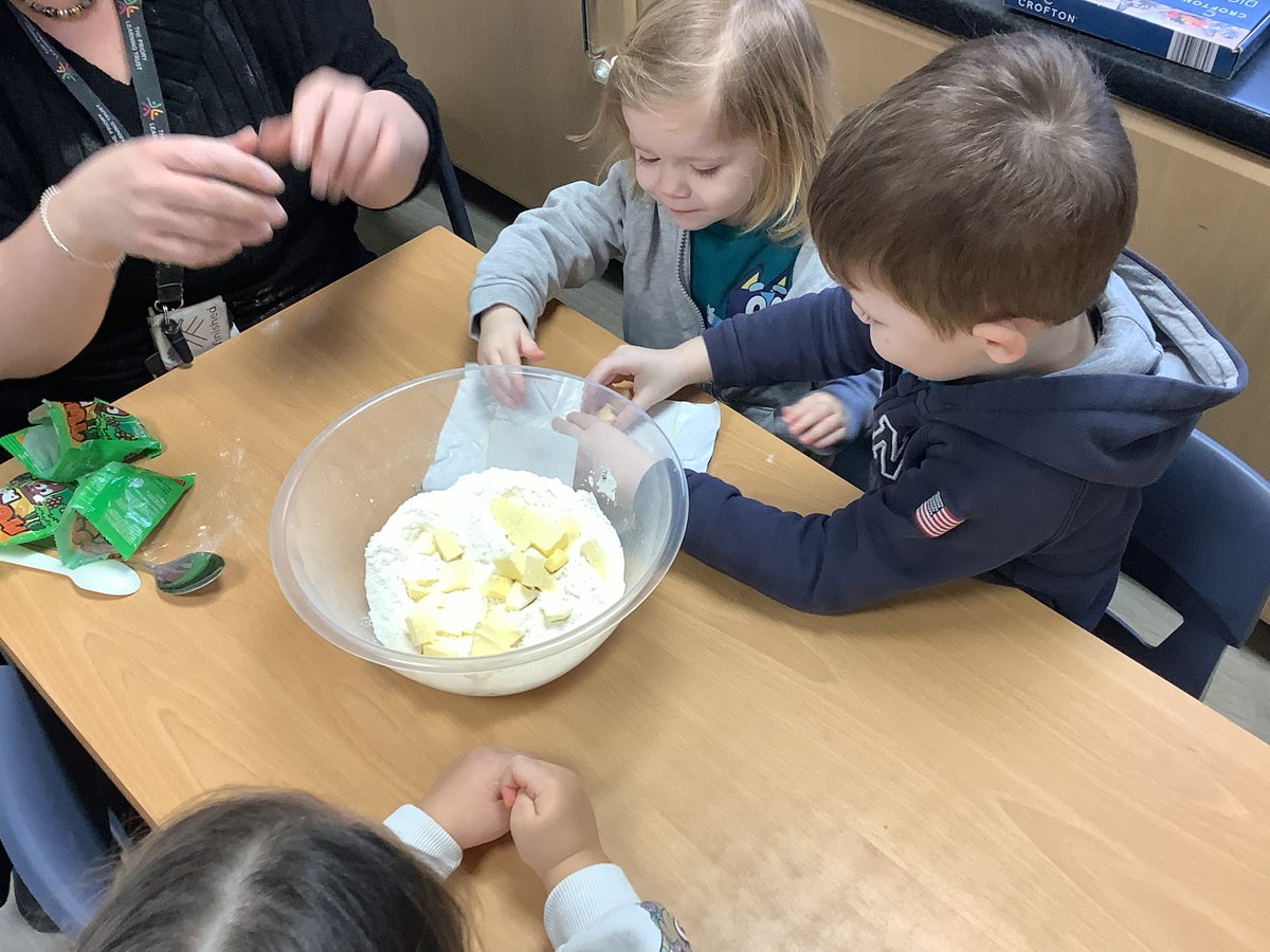 Little Learners @ East Huntspill Primary Academy tweet media