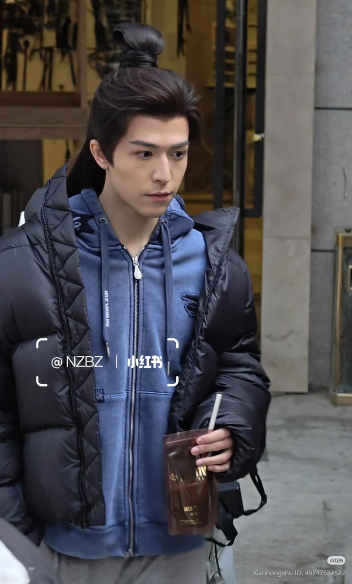 WeeeeePPM's tweet image. แต่งหน้าเสร็จแล้วว

@patrick_pppat 
#DancingWithTheTide #แพทริค
#ZhangYuehui #何不同舟渡