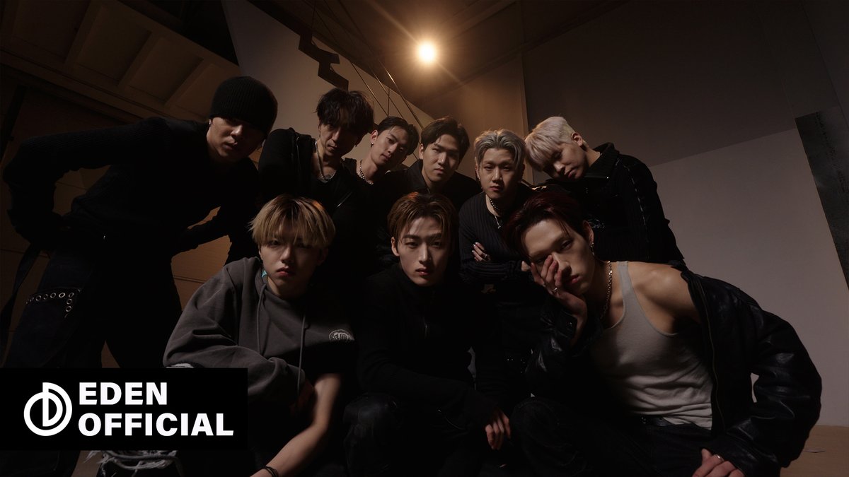 ALL(H)OURS official tweet media