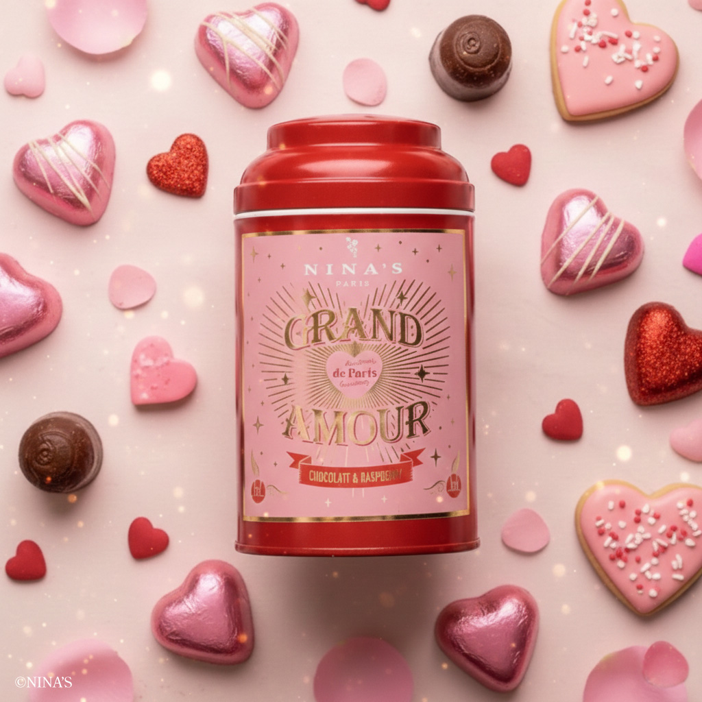 茶葉のなかに❤のチップがはいってて、ガラスのポットの中でで溶けるの