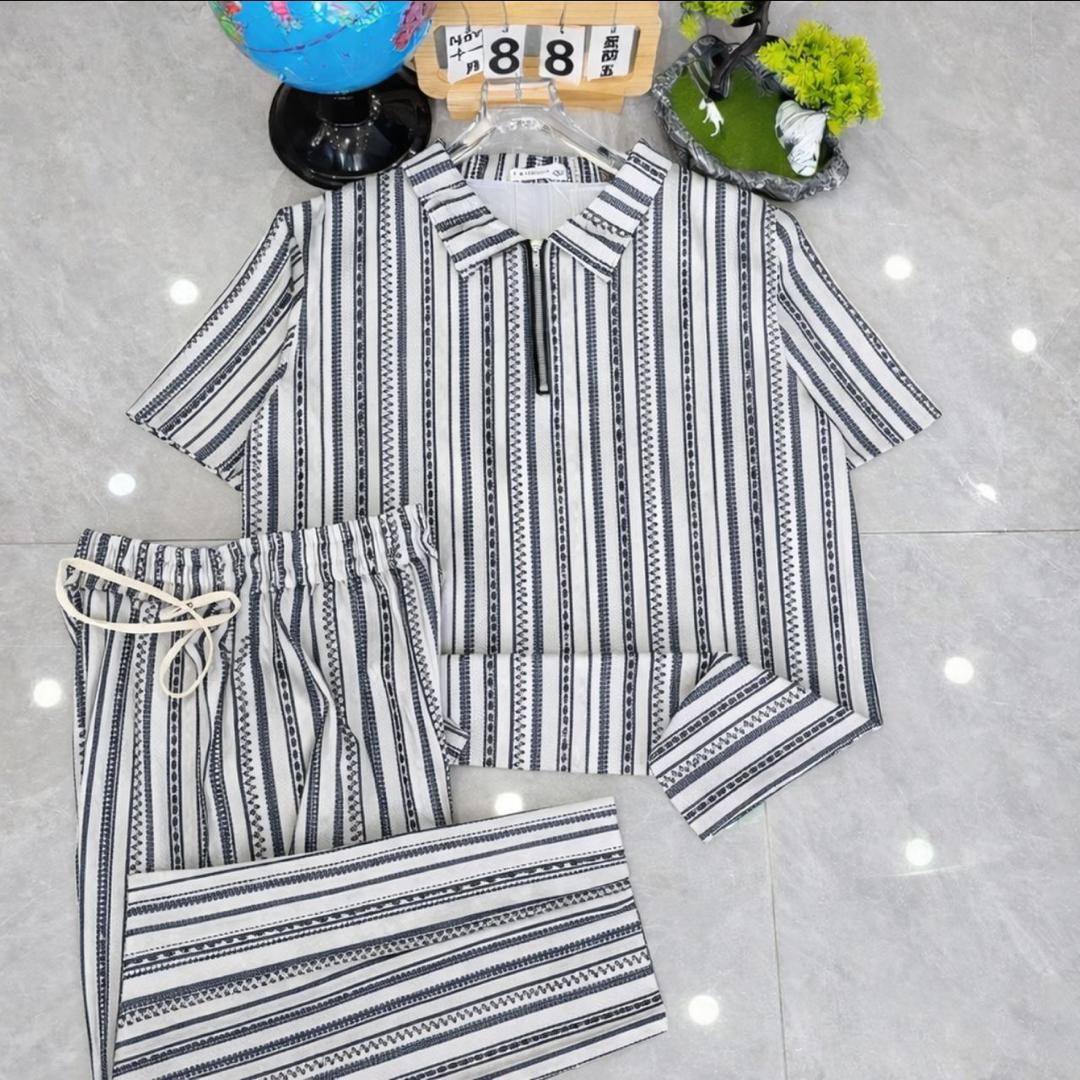 Quality 2 Piece Outfit 😍 

Price:N30,000 each 

LOCATION:Lagos State and we deliver nation wide 

The Russian/Nokia/iShowSpeed/Lookman/Barcelona/New Music Friday/Brentford/Barca/Tacha/Today is Friday/GM CT/Raphinha/Shola/Martinelli/Tinubu/Friday the 13th/Simeone