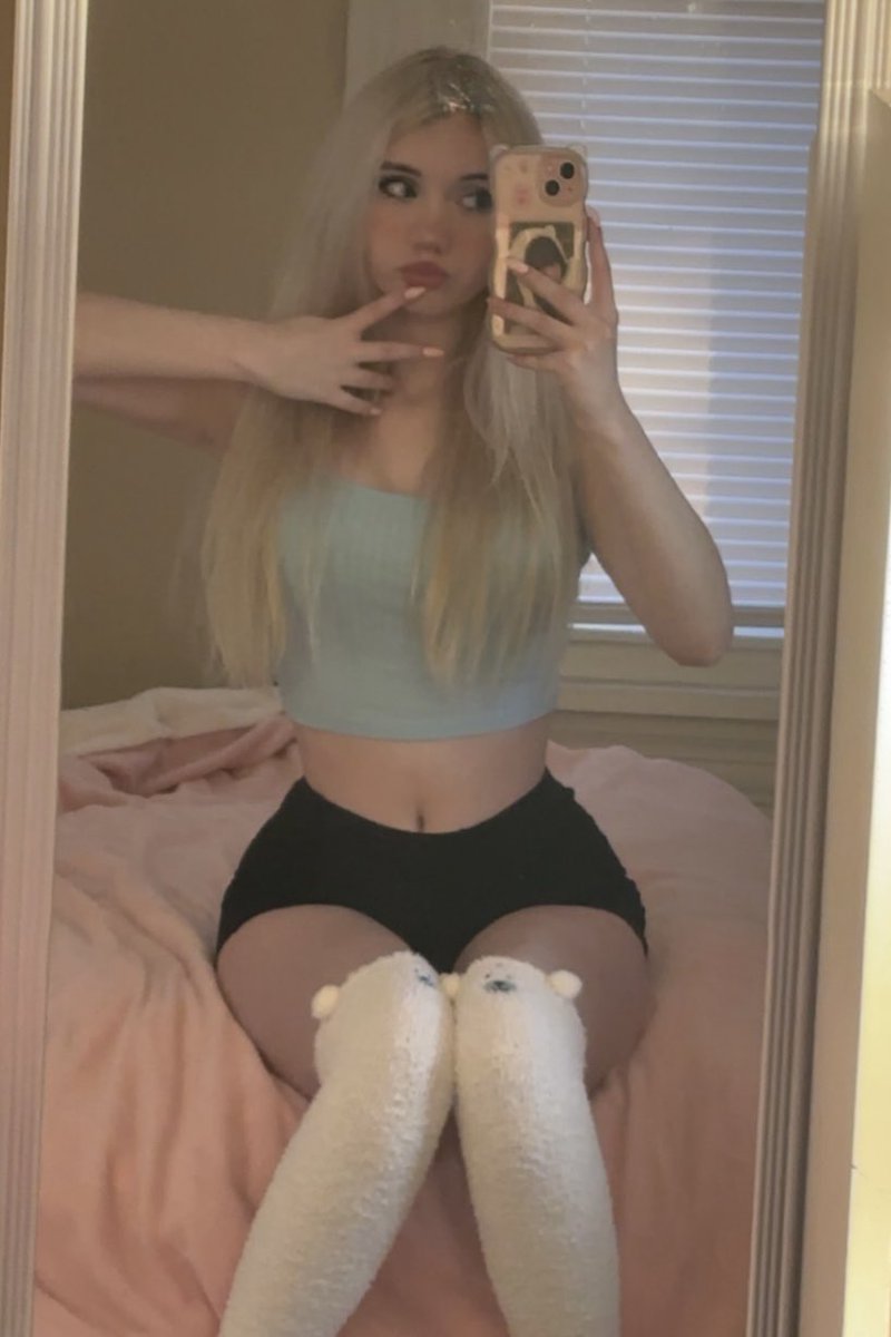 syd 𝜗𝜚 ⊹ ࣪ ˖ tweet media