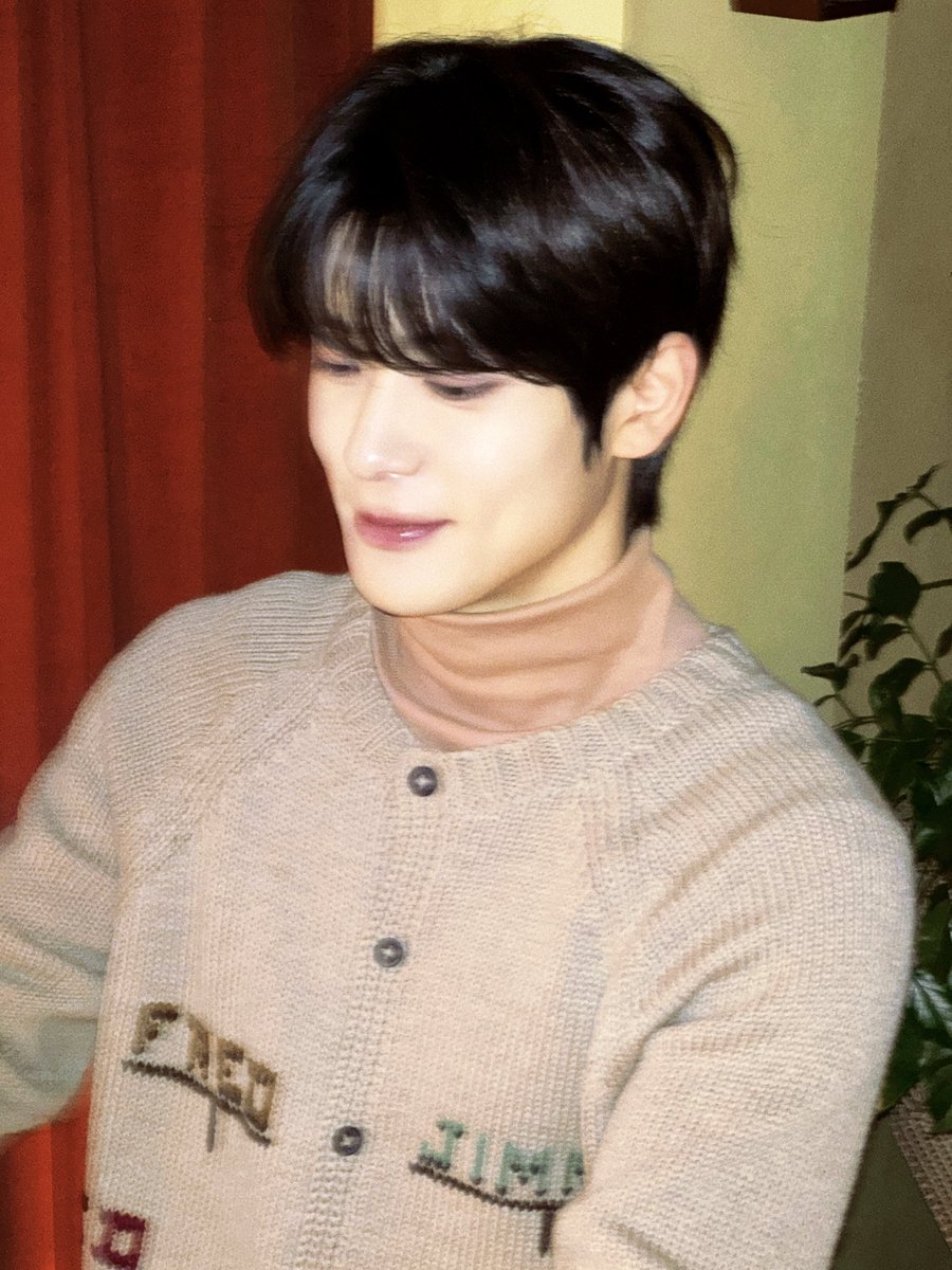 생일 축하해(* ´ ▽ ` *)

#TimelesslyWithJaehyun
#재현이생일이다_복숭아커밍쑨