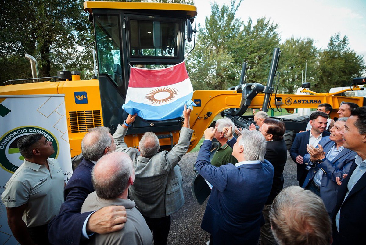 Martín Llaryora tweet media