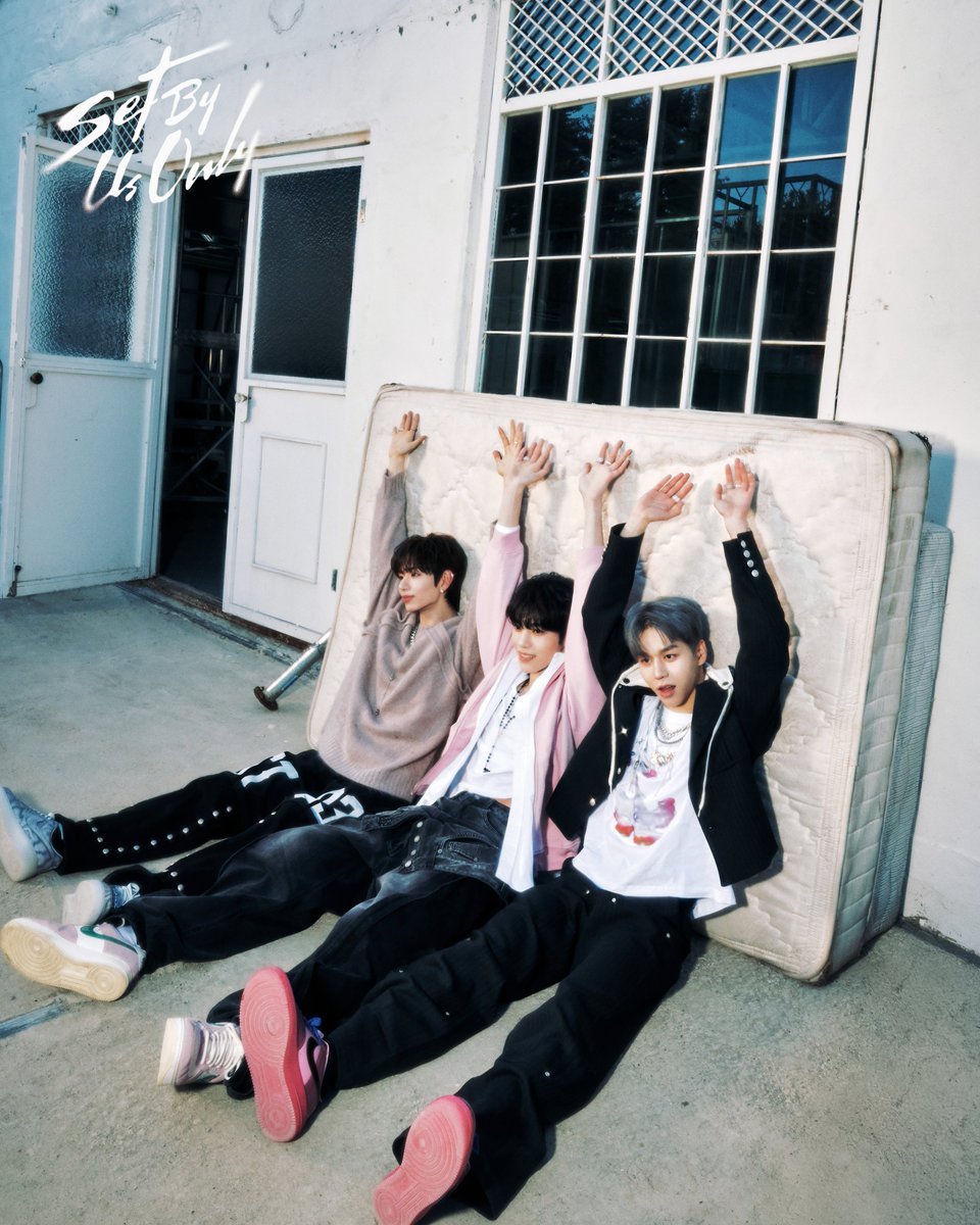 TUNEXX 1ST MINI ALBUM [SET BY US ONLY] UNSET : TUNEXX 2026.03.03