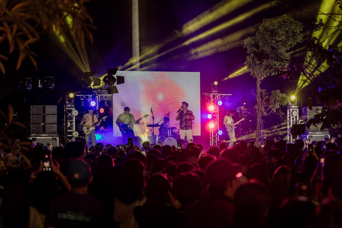 Over October tweet media