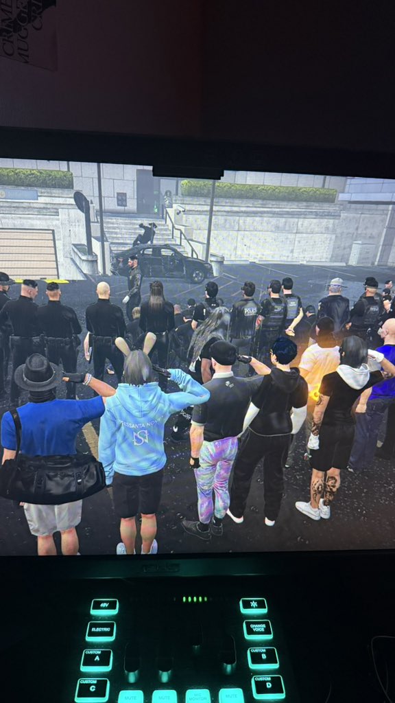 والله اعلم من هو سيرفري مهما تعددت السيرفرات🫡🩵