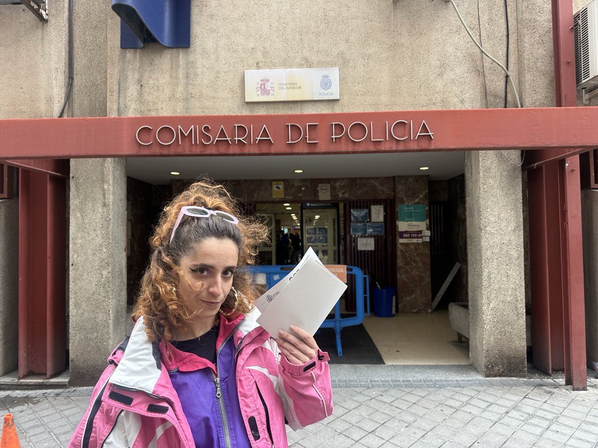 El seguidor de Vito Quiles que me amenazó de muerte ya está denunciado. Hemos identificado al sujeto con nombre, apellidos y ciudad de residencia. Más fácil no se lo hemos podido poner a la <a href="/policia/">Policía Nacional</a>.