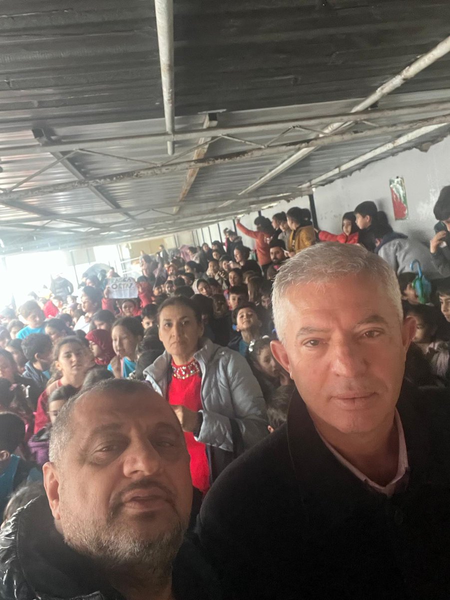 MehmetNuriOnen's tweet photo. Lütfiye Kısacık İlköğretim Okulunda düzenlediğimiz konserde değerli sanatçımız Raga Oktay çocuklarla buluştu. Ak parti adana il Yöneticilerimizden @filiz_kepme  Alaaddin Bozkurt ve Mehmet Nuri Önen’de programa katılarak çocukların sevincini paylaştı.
@drbetulsayan 
@Tamer_Dagli https://t.co/r6hOwGxSTe