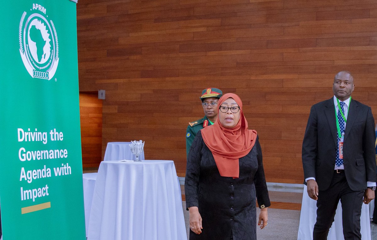 Rais wa Jamhuri ya Muungano wa Tanzania Mheshimiwa Dkt. Samia Suluhu Hassan akiwasili kwenye Mkutano wa Kamati ya Wakuu wa Nchi na Serikali wa Afrika kuhusu Mabadiliko ya Tabianchi (CAHOSCC) wa mwaka 2026, Februari 13, 2026, jijini Addis Ababa, Ethiopia, chini ya Uenyekiti wa