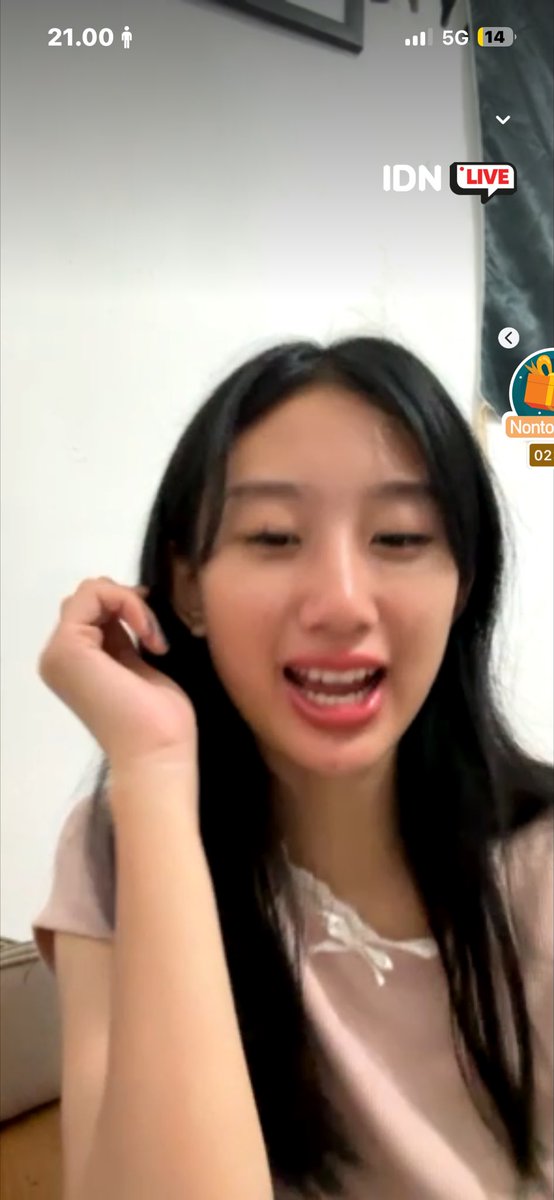 Agazzzzz28's tweet image. makasih live idn nyaa

klo kta gua mah sto asbun yee🤣
biar gak keseringan klarif🤣

@kaliseuta 
#CALive