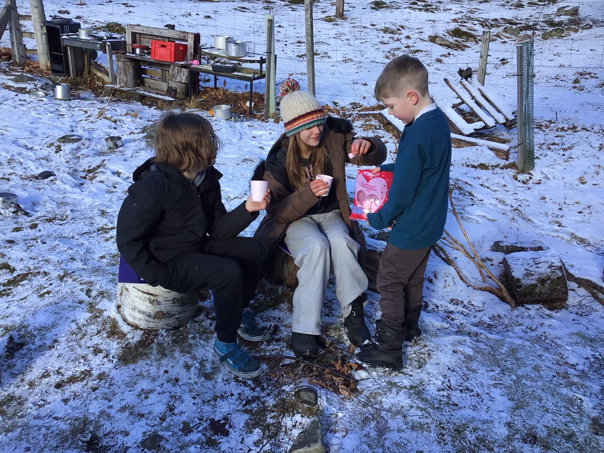 Crathie_School's tweet photo. Hot Chocolate Friday. We boiled the water in the Kelly Kettle first. One of the pupils made the hot chocolate for us. https://t.co/fGefSXirsE
