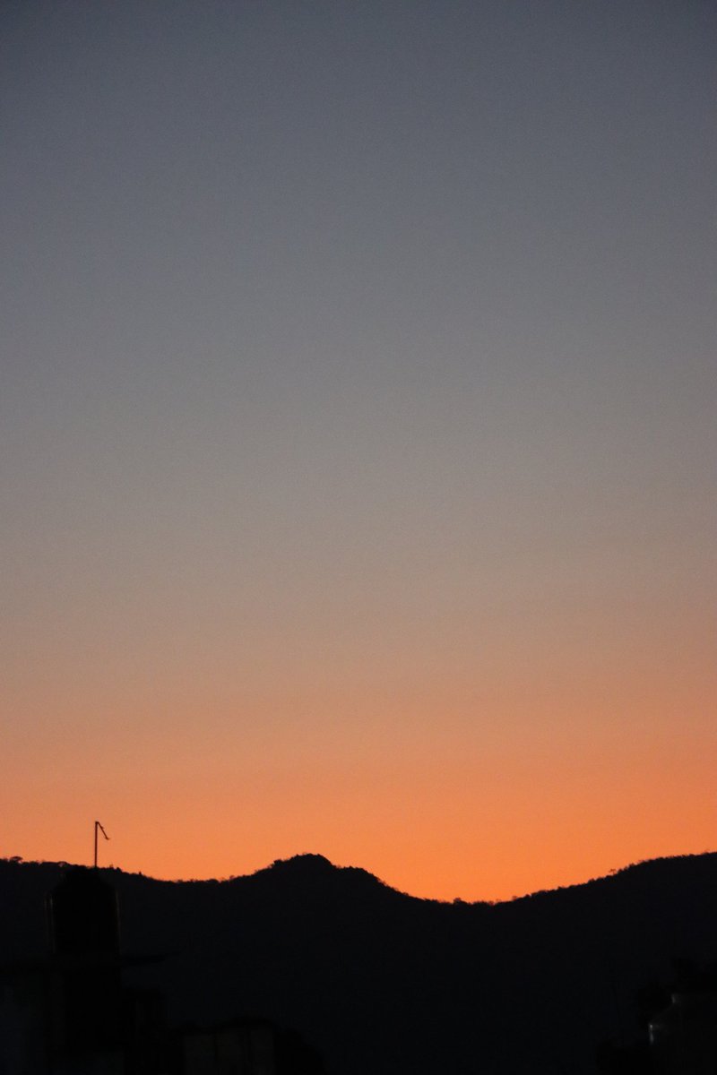 nabordecampos's tweet photo. Amanecer en el Sur.
#mexico https://t.co/k1WYYYjfnV