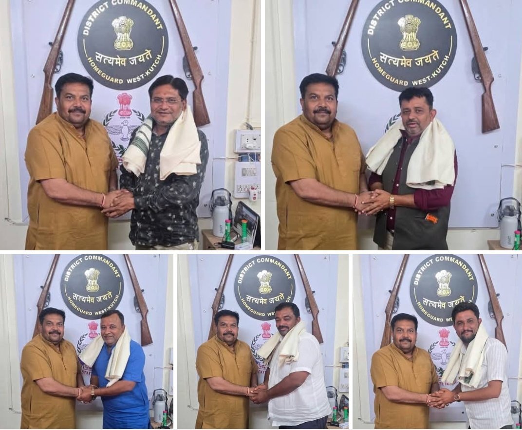 જિલ્લા હોમગાર્ડ કચેરી પધારેલ ભા.જ.પા નવ નિયુક્ત મહામંત્રી શ્રી ભીમજીભાઇ જોધાણી તથા ઉપપ્રમુખ શ્રી પ્રફુલ સિંહ જાડેજા તથા બક્ષીપંચ મોરચાના પ્રમુખ શ્રી હિતેશભાઈ ગોસ્વામી તથા કિસાન મોરચાના મહામંત્રી શ્રી વિરમભાઈ આહીર અને રબારી સમાજના આગેવાન શ્રી રમેશભાઈ રબારી નું સાલ વડે સન્માન કર્યુ