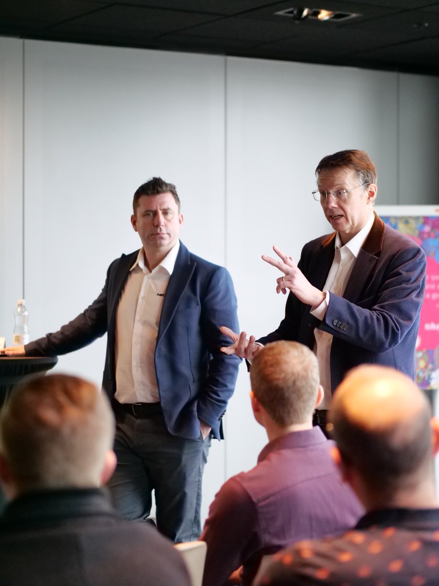 NetBrain tweet media