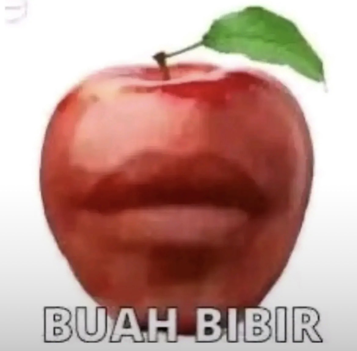 pola bibir yg berhasil membuat kita trauma saat ini