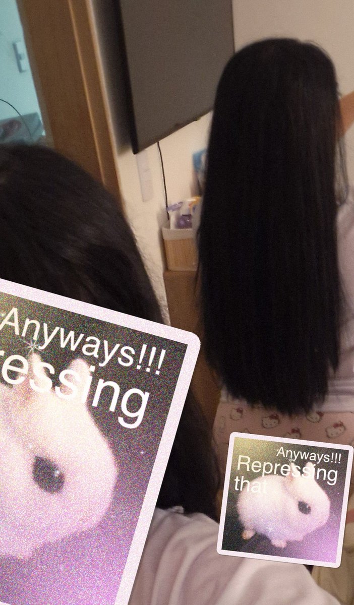 26037a's tweet photo. surpreendente eu ainda ter essa quantidade de cabelo na cabeca pq eu ja descolori trilhoes de vezes e pintei de preto e descolori e pintei de preto e ele ainda esta dando o melhor dele
#mePerdoa https://t.co/7wwIxEvzRa
