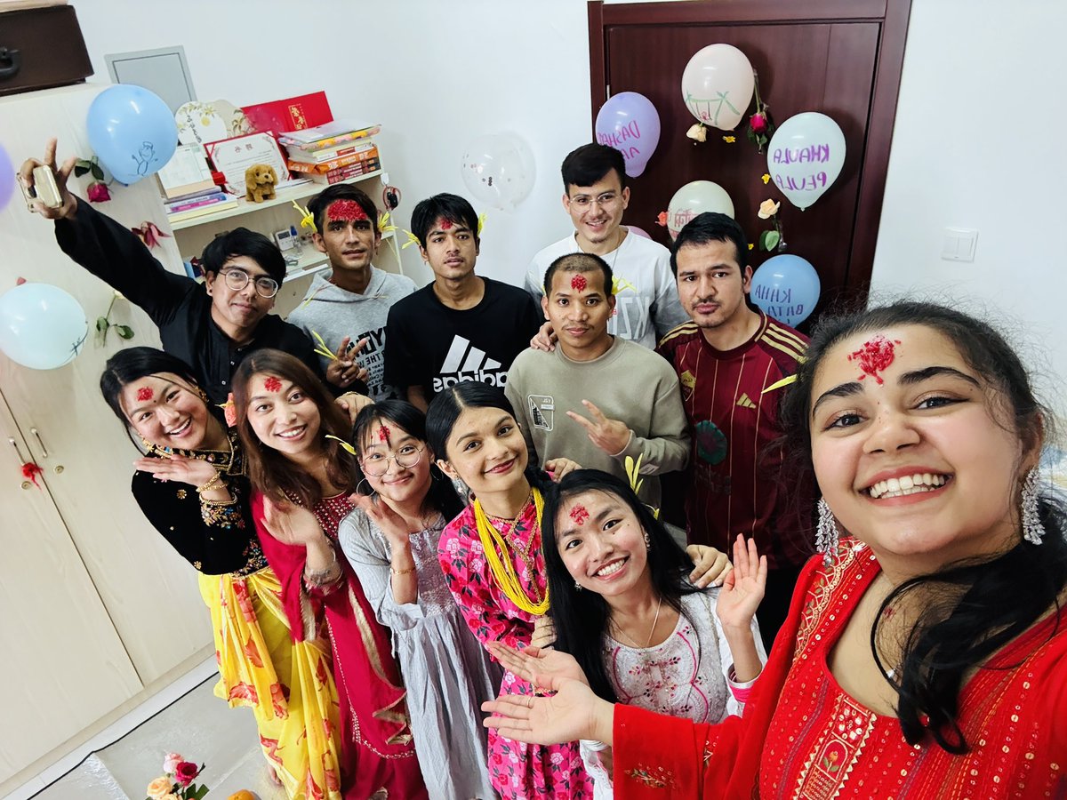 prajwalshahi69's tweet image. Dashain in China: 2023–2025.  🌾
Classmates celebrate Nepal’s biggest festival,and sharing their joy fills my heart ❤️
中国的Dashain：2023-2025。同学们庆祝尼泊尔最大的节日，分享他们的喜悦充满了我的心
#prajwalshahi69
#Dashain #NepalLargestFestival #DashainInChina
