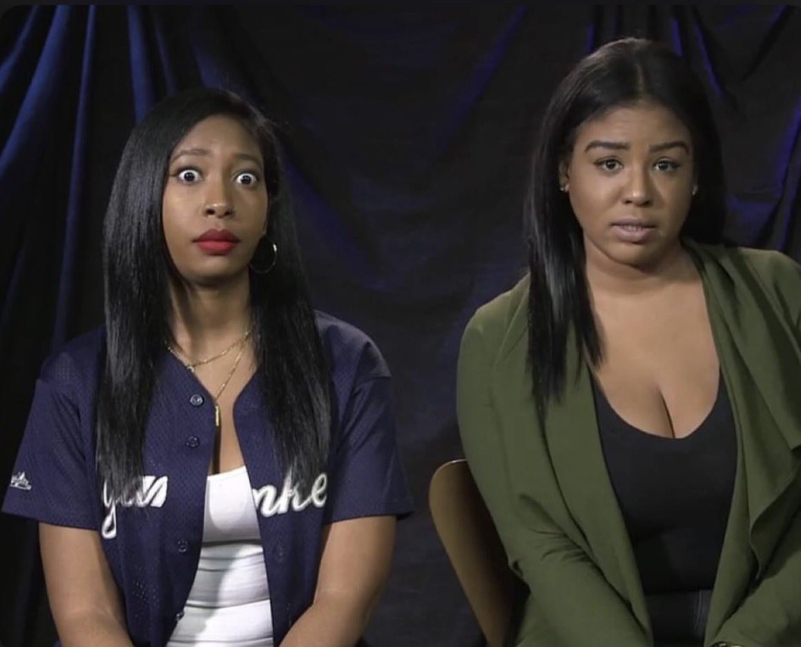 CleverlyChloé tweet media