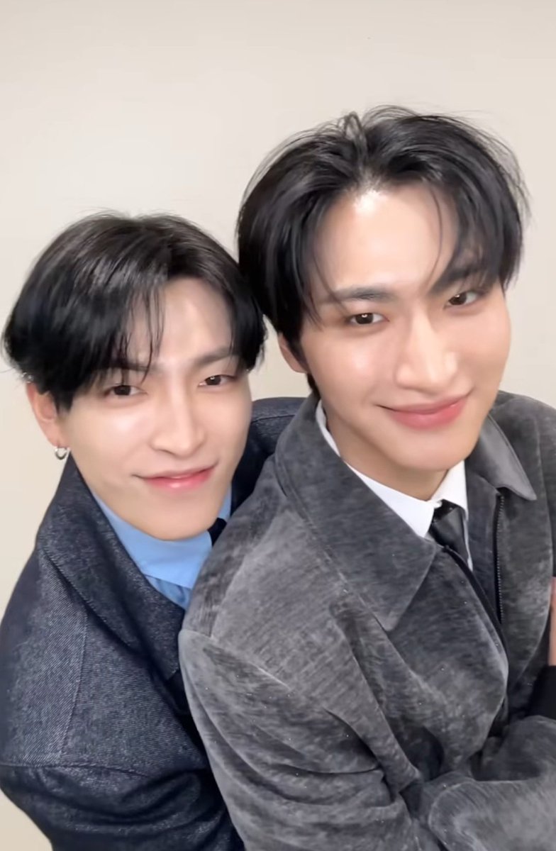 Today's MATZ 🫶🩷🧡
#ATEEZ #MATZ