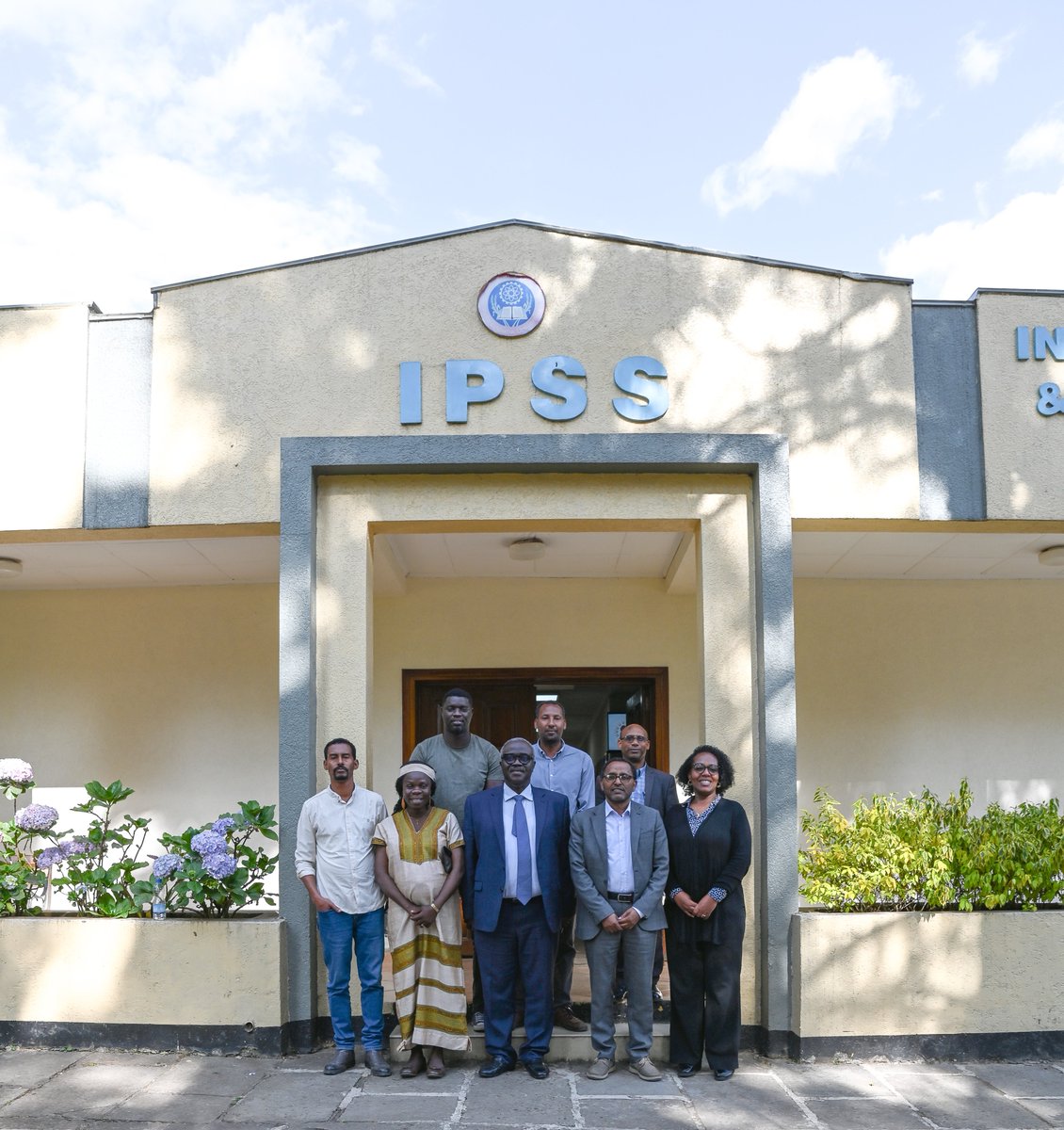 IPSS_Addis's tweet image. The ARUA Secretary-General, Prof. @JGyapong, along with Prof. Worash Getaneh, Vice President for Research and Innovation at #AAU, visited us today. During the visit, Dr. @MercyFekadu, IPSS and the ARUA CoE Director along with ARUA research fellows, presented their research and