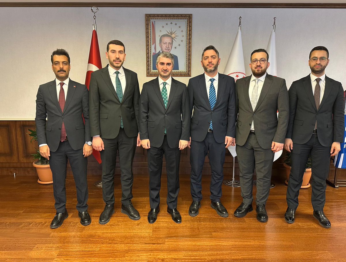 Türkiye Gençlik Vakfı (TÜGVA) Siirt İl Temsilcisi Sayın Abdullah Tetik, Gaziantep İl Temsilcisi Sayın Veysel Karakuş, Bingöl İl Temsilcisi Sayın İsmail Bukan, Şanlıurfa İl Temsilcisi Sayın Abdurrezzak Aslan ve Muş İl Temsilcisi Sayın Hasan Basri Meriç’i Bakanlığımızda misafir
