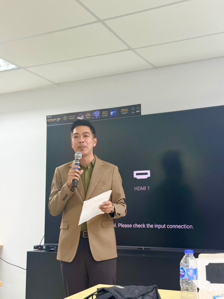 NokAir_Nok's tweet image. TCL Open House &amp;amp; Dinner Talk
📍 อัปเดตเทคโนโลยีแอร์ใหม่
🤝 จับมือ PCAC (พรชัยแอร์) ดูแลลูกค้าทุกขั้นตอน

……………………………………….
#TCL #TCLThailand #PCAC #พรชัยแอร์
#DinnerTalk #งานสัมมนา #วงการแอร์ #ช่างแอร์
#ร้านแอร์ #ขายแอร์ #แอร์บ้าน