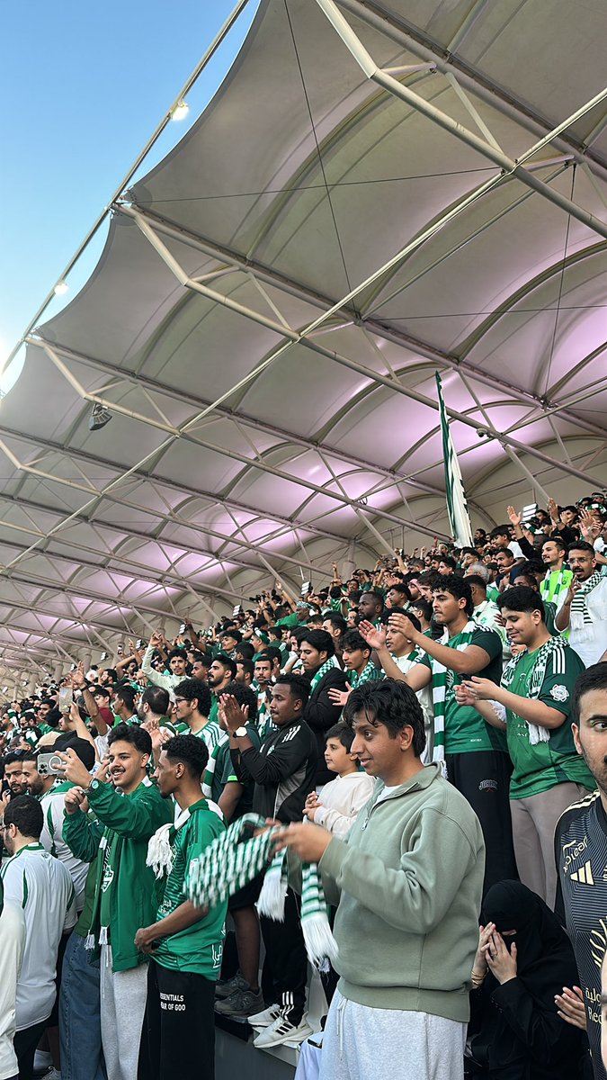 عبداللطيف tweet media
