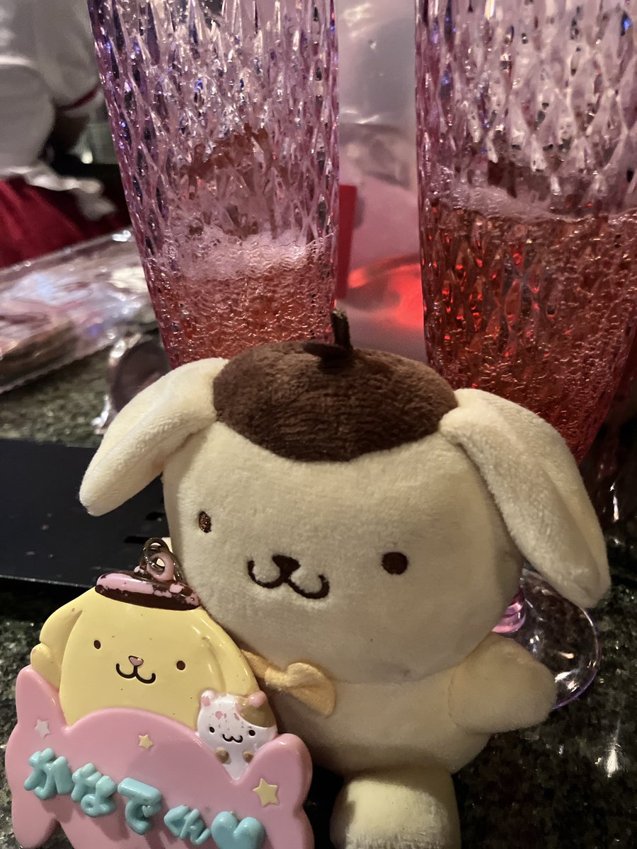 kyunpudding's tweet photo. フライングバレンタインしゅぽん！
めっちゃ飲みやすかった♡
好き嫌い分かれるお土産も
美味しく食べてくれて
嬉しかったーヽ(´▽｀)/

次に行った時に
ボトル持って帰るんだー♪ https://t.co/7YInzH8F30