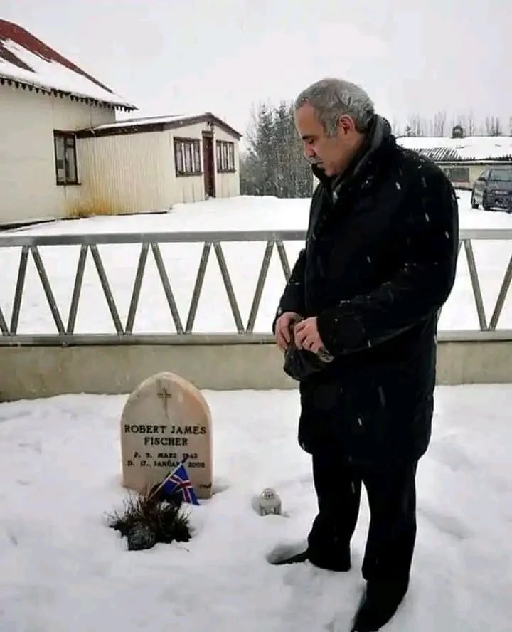On the day Bobby Fischer would have celebrated his 71st birthday, Garry Kasparov paid a visit to his grave in Selfoss, Iceland. It was a historic moment for chess: arguably the two greatest players of the game never met, and so they were never as close to each other.