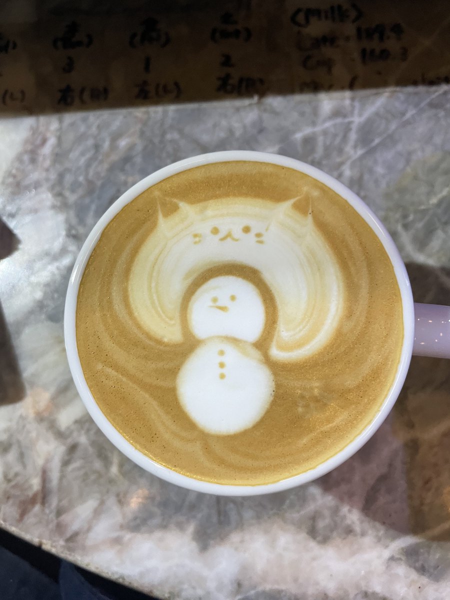 春のラテアートはなんだろ(っ ॑꒳ ॑c)