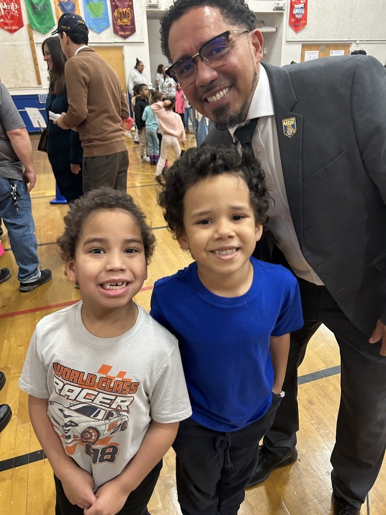 Pleasant Valley Elementary School tweet media