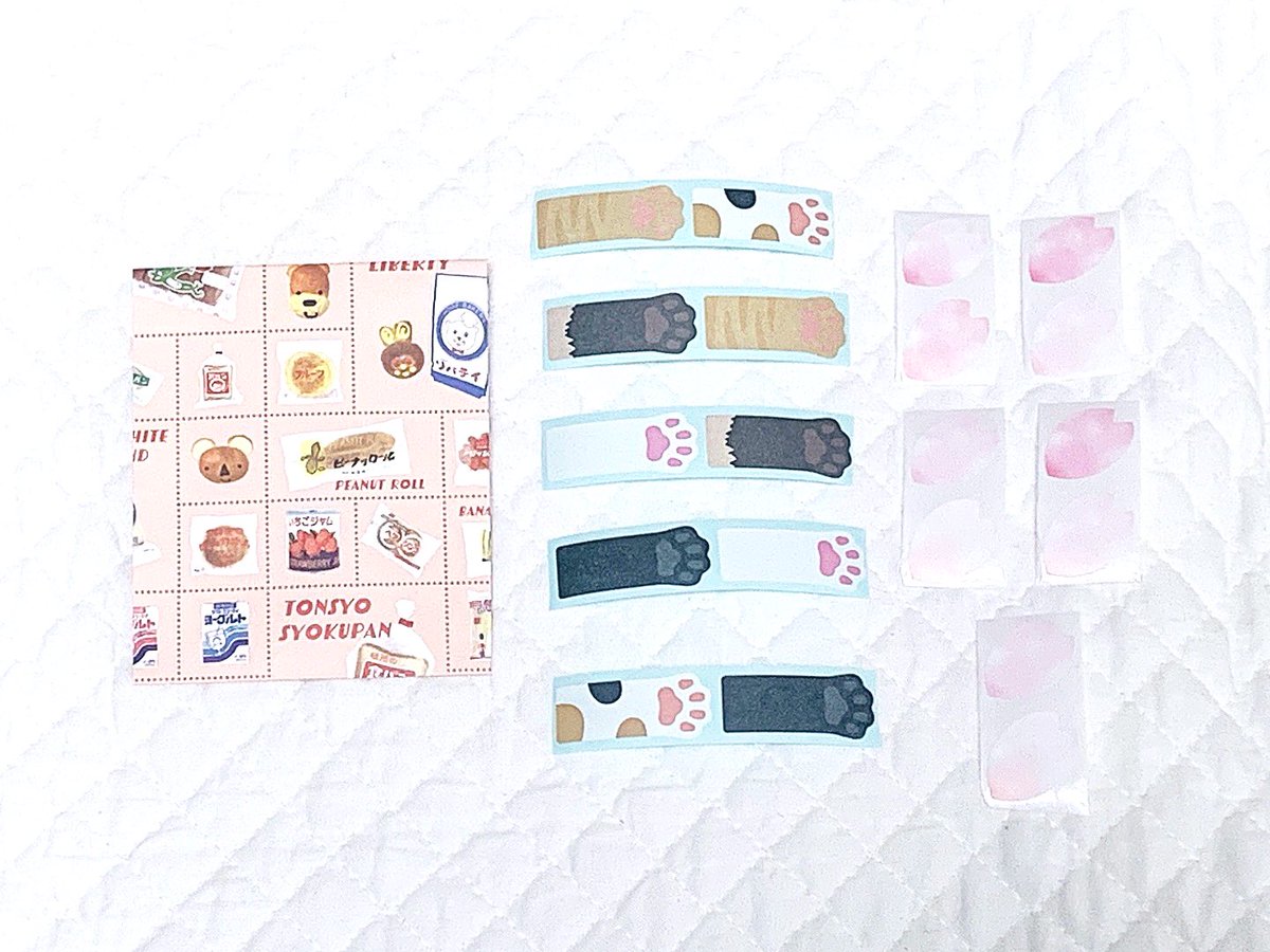 munbunry's tweet photo. みらいさん(@XO2kbyzLAo53092)から素敵便が届きました💌🎀
ポップなカラーが可愛いマステをいただきました❤️🌟✨
鳥さんやモモンガなど、可愛いモチーフのシールも色々🕊️✨
猫の手、肉球が可愛い🐈♡
メモも沢山！！古川さんのおりがみ小箱🍒 https://t.co/xXcnq0Rbyh