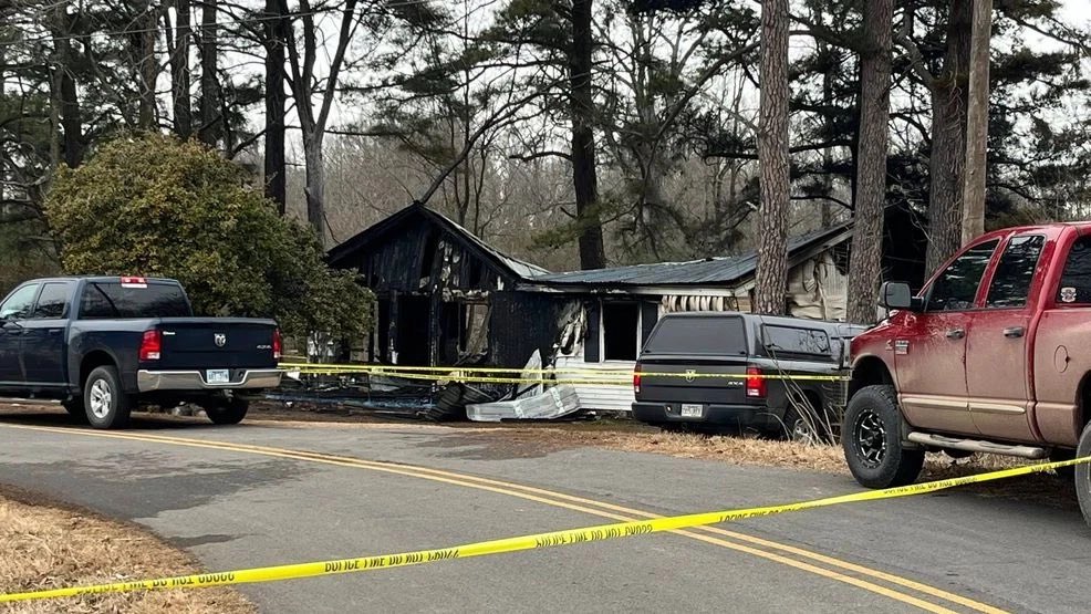 TheSecretList's tweet image. FIRE CHIEF: Counseling Expands Following The Death of 3 Children 
katv.com/news/local/fir… @usfire #firefighters