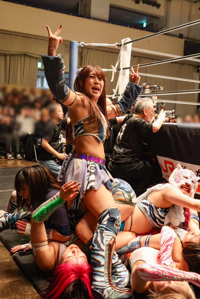 asanco0401's tweet image. 頂きに立つ
⛰️
#AZM さん
#STARDOM