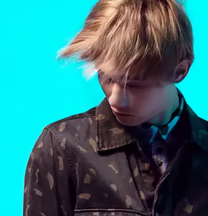 typaof tweet picture