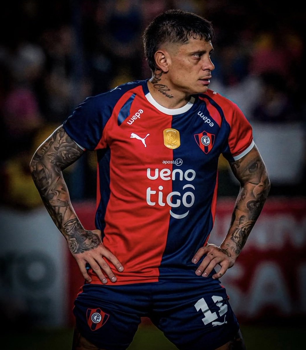 EzeCantero__'s tweet photo. Se agiganta la figura de Juan Manuel Iturbe en Cerro Porteño. Honor a quien lo merece. https://t.co/73tgYo8UD7