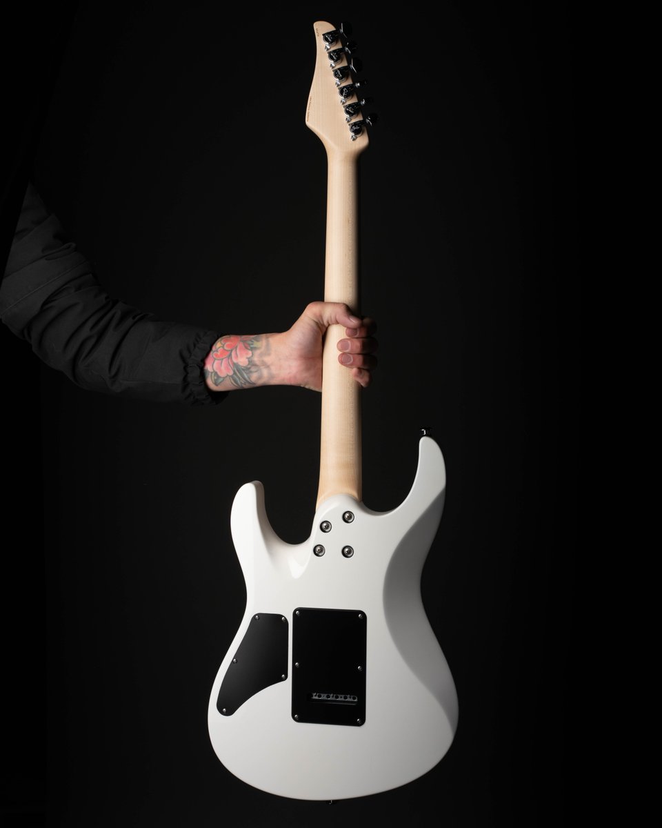 Suhr Custom tweet media