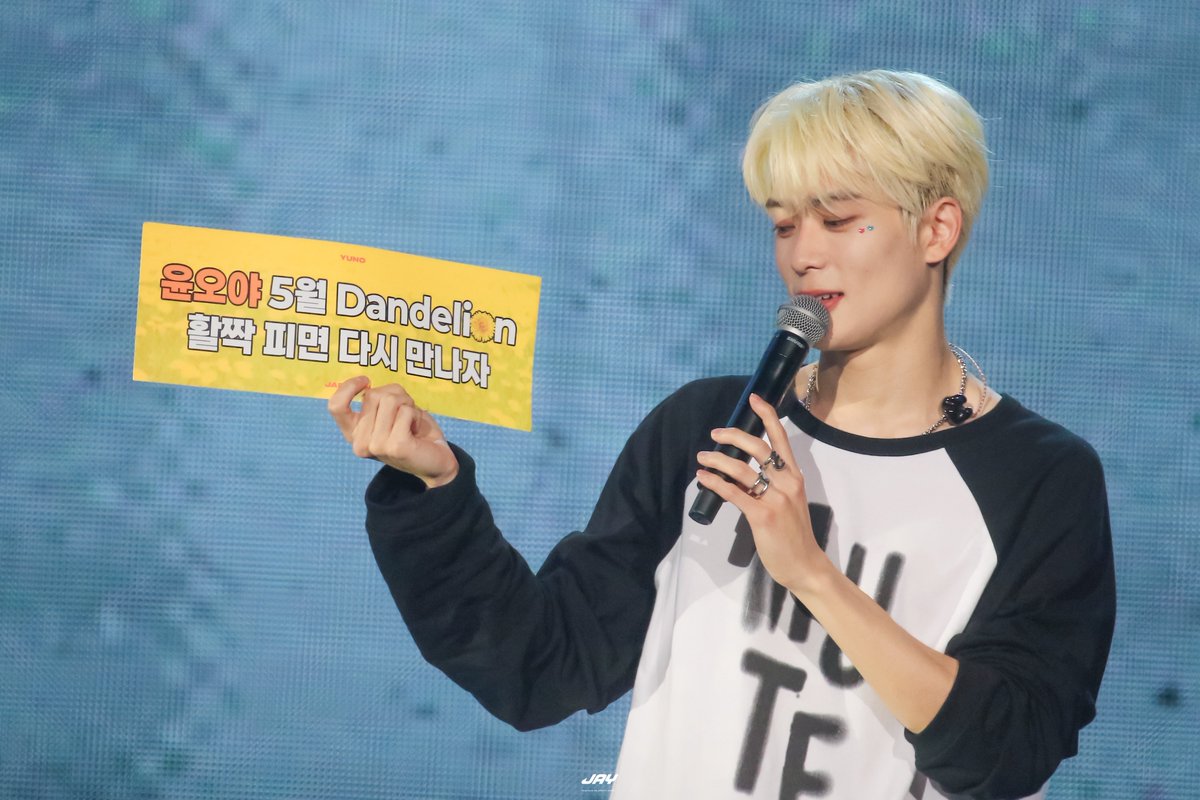 이제 진짜 곧이야 (ू•ᴗ•ू❁)
#재현이생일이다_복숭아커밍쑨
#TimelesslyWithJaehyun
#NCT127 #JAEHYUN #재현 #정재현