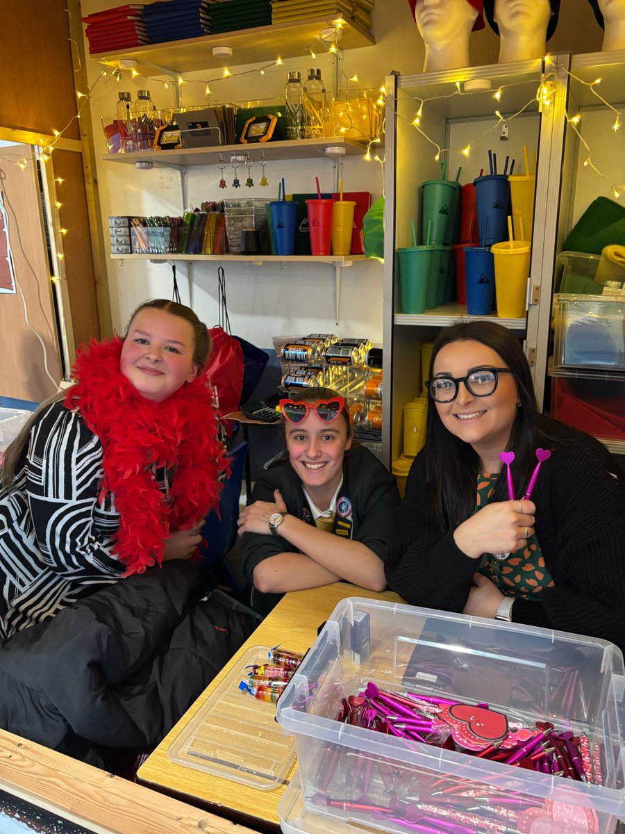 sptacademy's tweet photo. Love filled the summit shop as our Valentine-themed Work of the Week celebrated student creativity and progress across subjects 💗📚.

It was wonderful to see so much fantastic work recognized before the half-term break ✨

#WorkOfTheWeek #OpportunityToSucceed #Aspiration https://t.co/CchyXChL7n