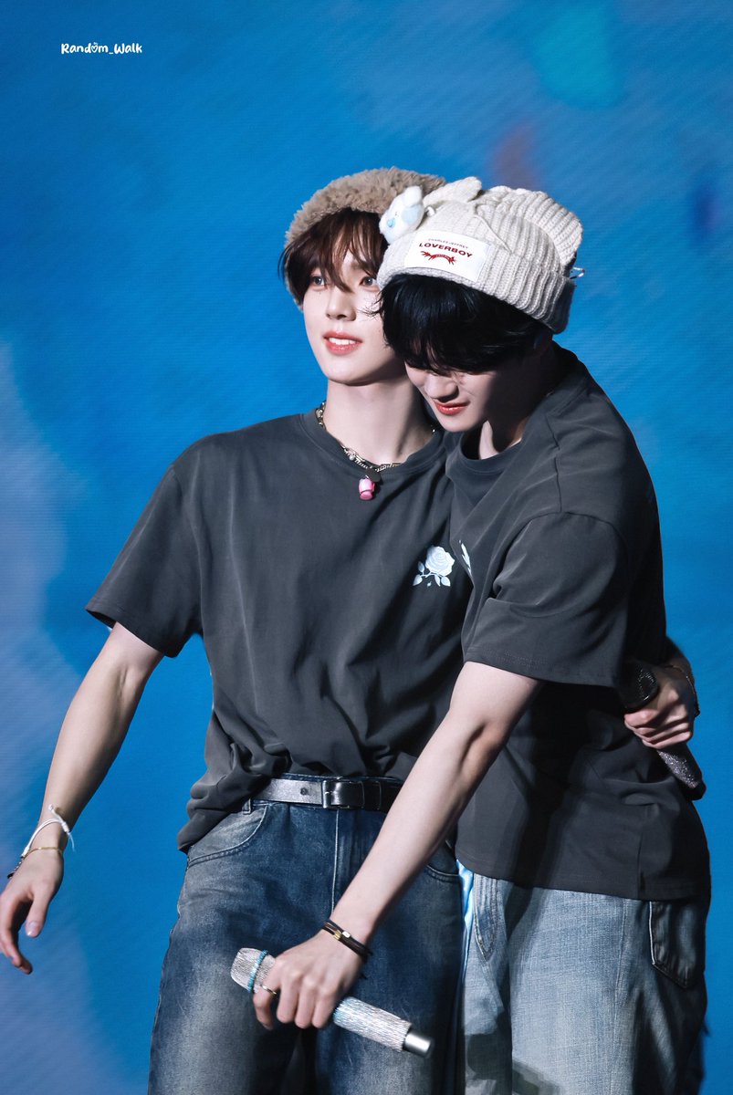 Randomwalk tweet media