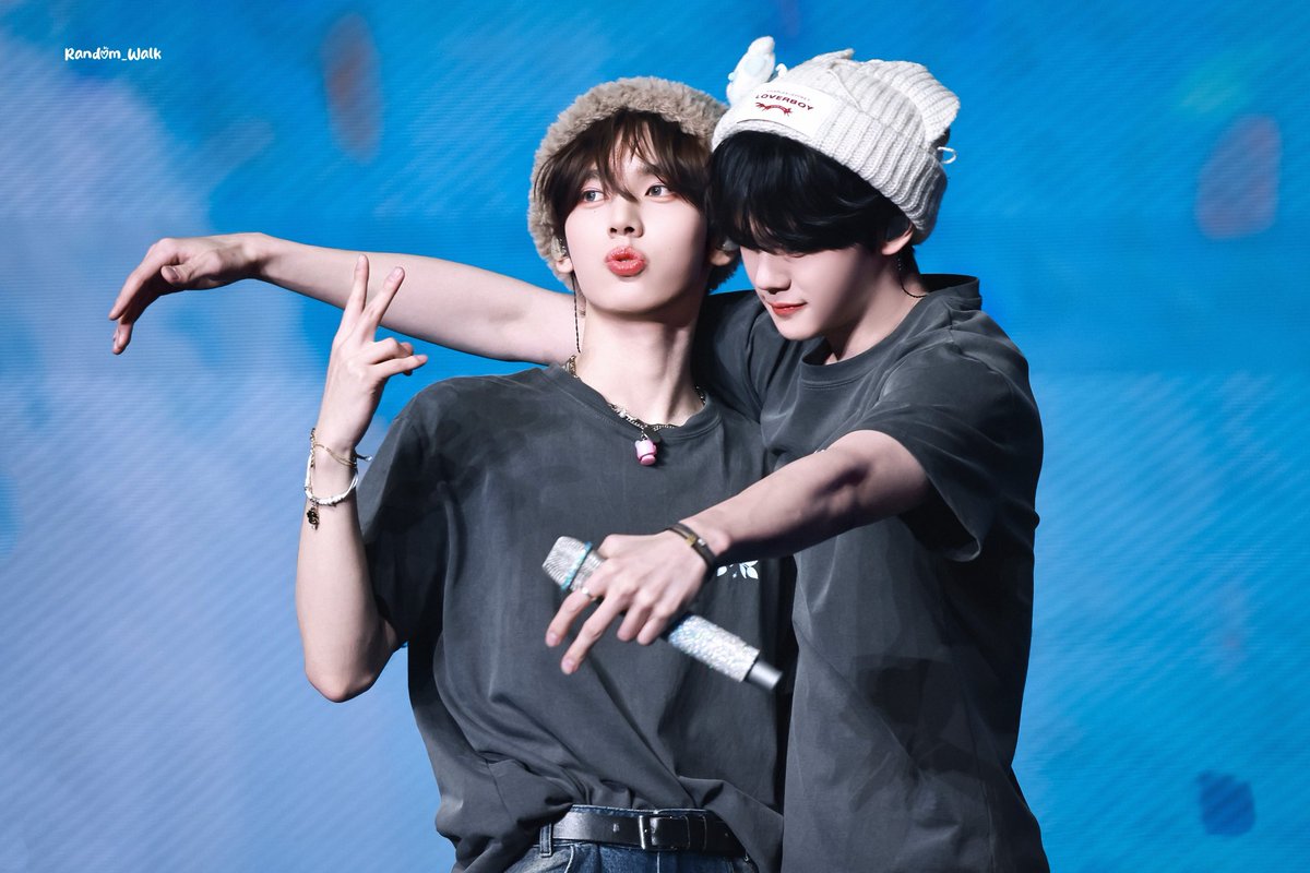 Randomwalk tweet media