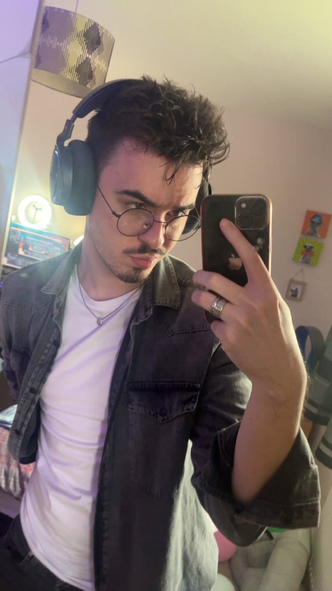 MattZephy tweet media