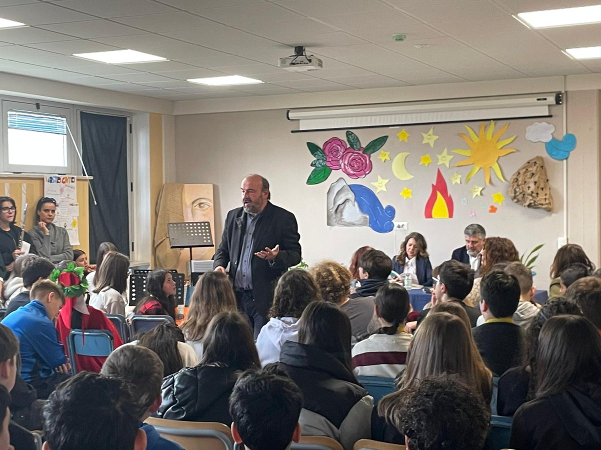 Libriamoci. Giornate di lettura nelle scuole tweet media