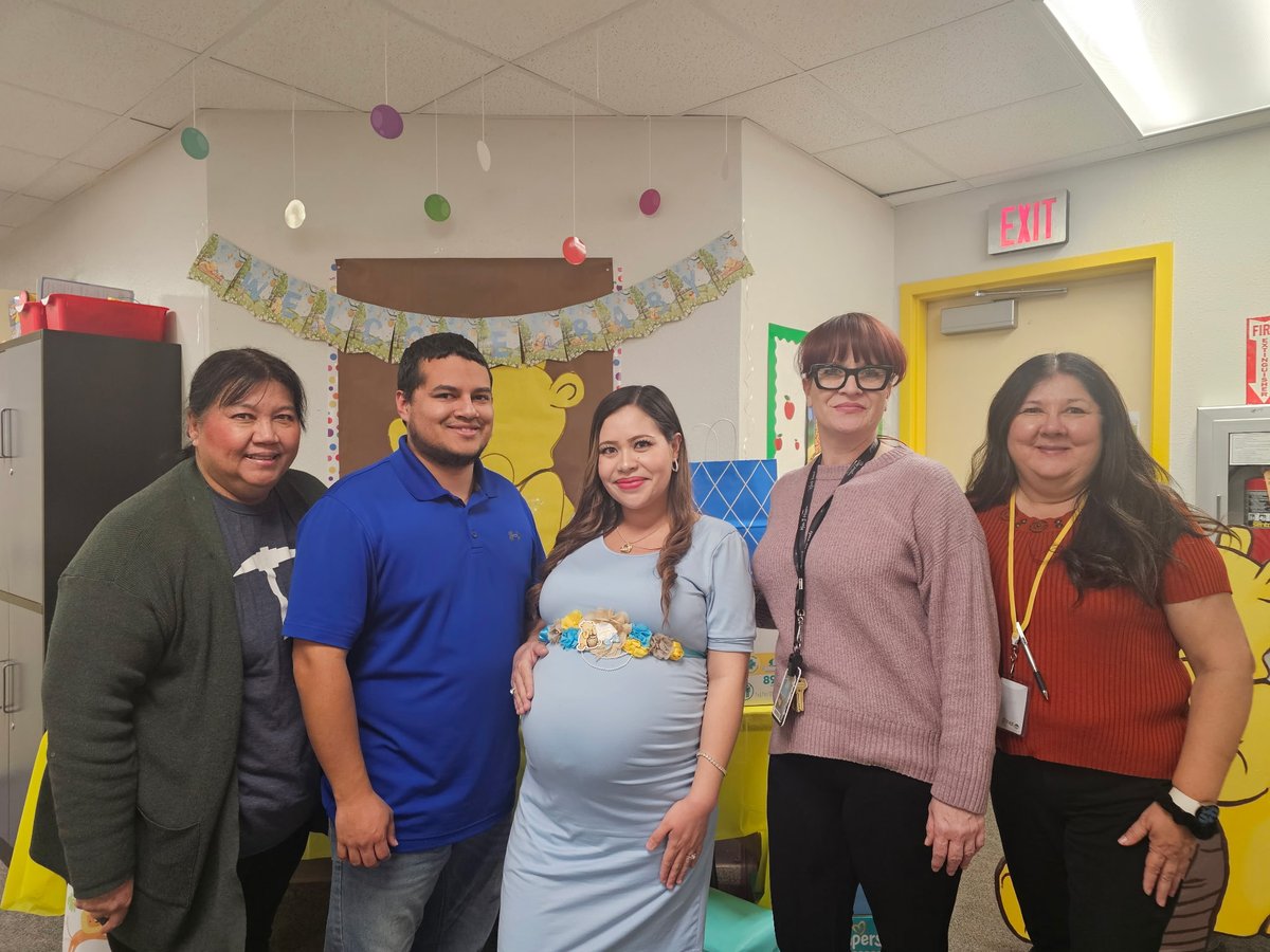 JMontanez_HES's tweet photo. Baby shower with my Hueco family yesterday! ❤️
A special thanks to @SRulon_HES for organizing everything &amp; everyone who came together to make this possible. Anxiously awaiting our second 🌞
@Hueco_Elem @cmercado_HES #TeamSISD #WelcomeToTheSolarSystem https://t.co/zqsNbRPcCd